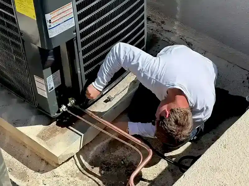 Signs You Need Emergency Air Conditioning Repair Signs You Need Emergency Air Conditioning Repair